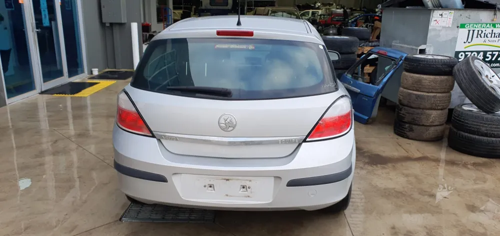 Car Wrecking - Holden Astra