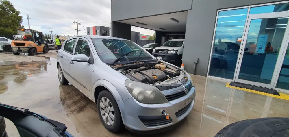 Car Wrecking - Holden Astra