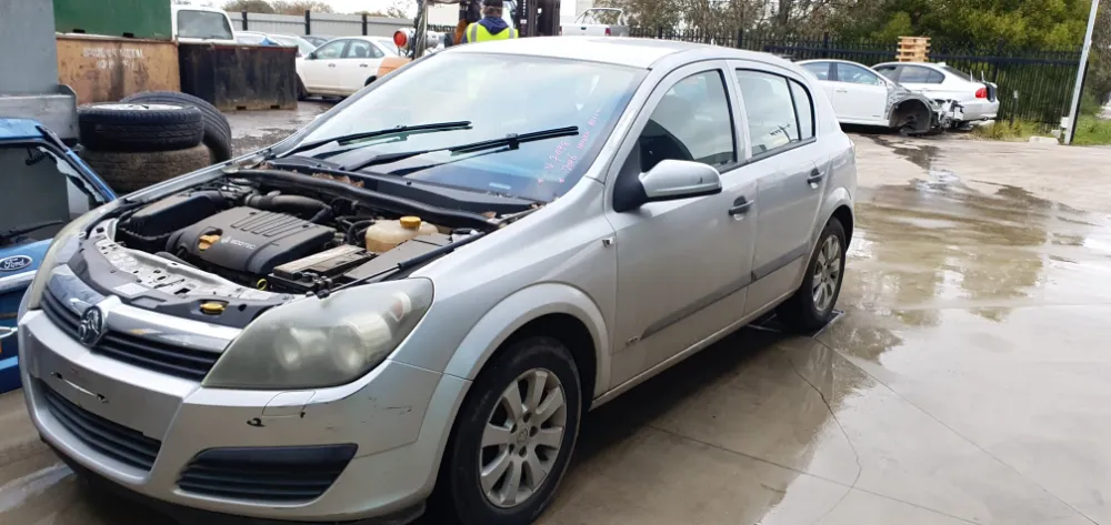 Car Wrecking - Holden Astra