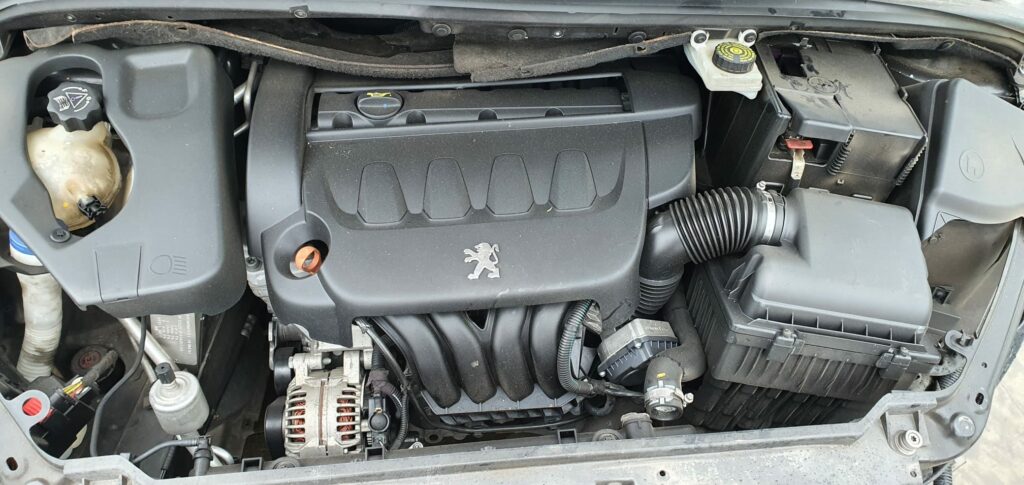 Car Wrecking Peugeot 307