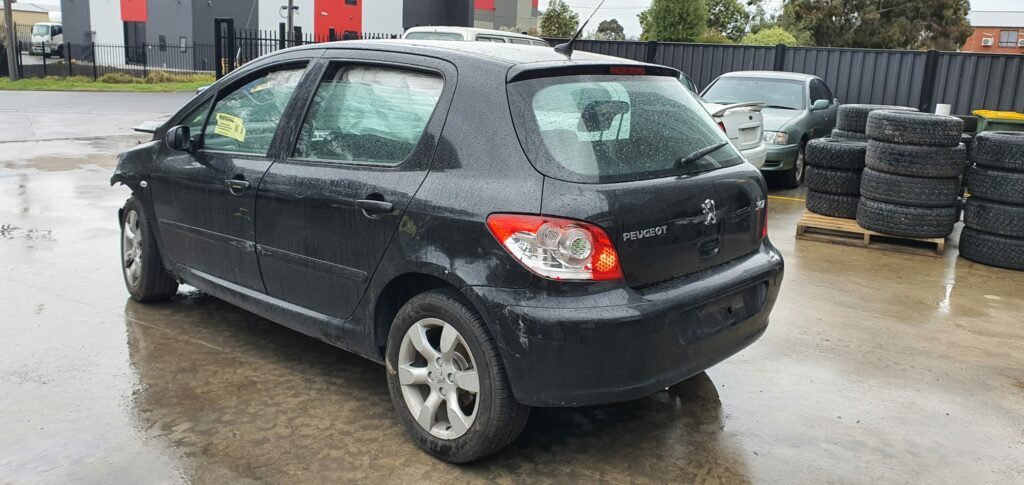 Car Wrecking Peugeot 307