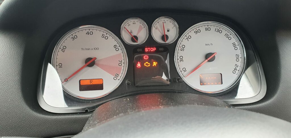 Car Wrecking Peugeot 307