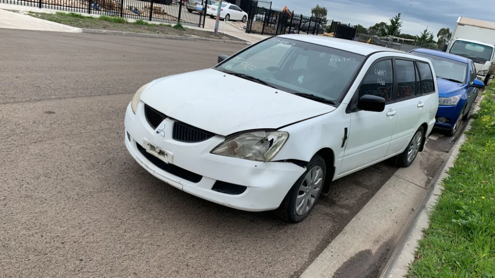 Car Wrecking - Mitsubishi Lancer 2004 White Auto Petrol