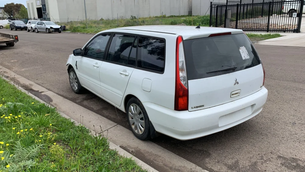 Car Wrecking - Mitsubishi Lancer 2004 White Auto Petrol
