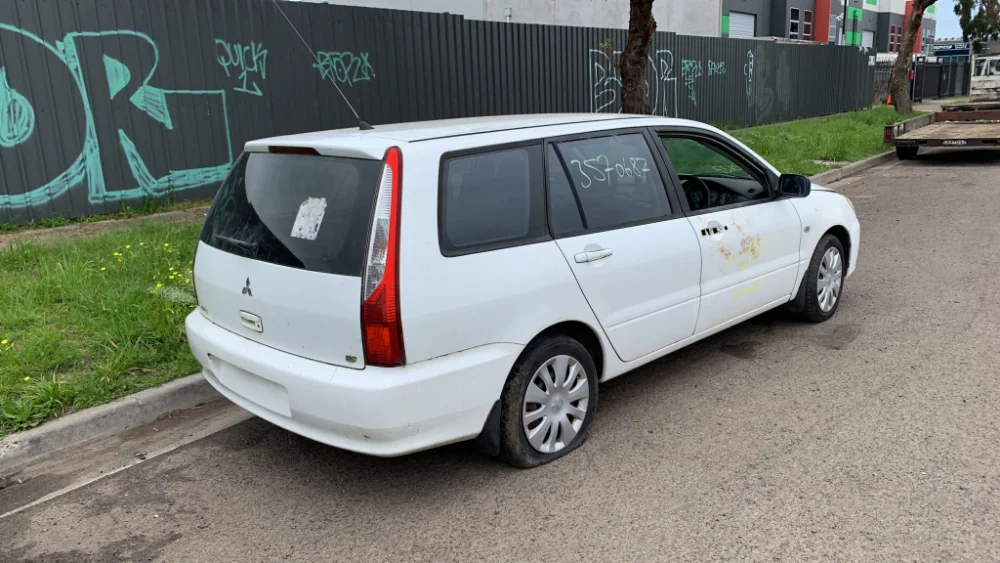 Car Wrecking - Mitsubishi Lancer 2004 White Auto Petrol