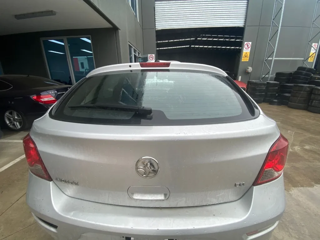 Car Wrecking - Holden Cruze 2012 Silver Auto Petrol