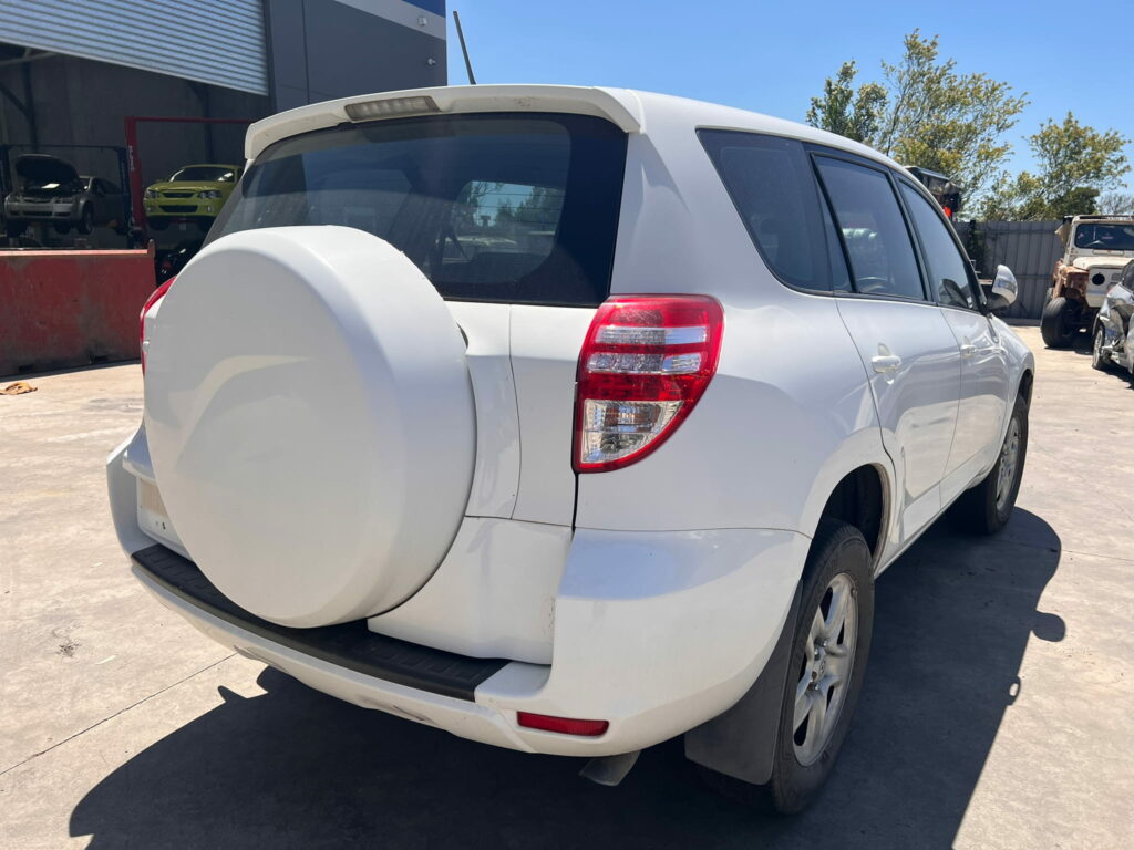 Car Wreckers - Toyota Rav5 2008