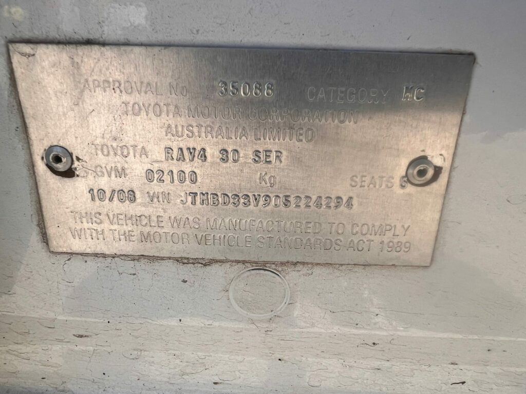 Car Wreckers - Toyota Rav5 2008