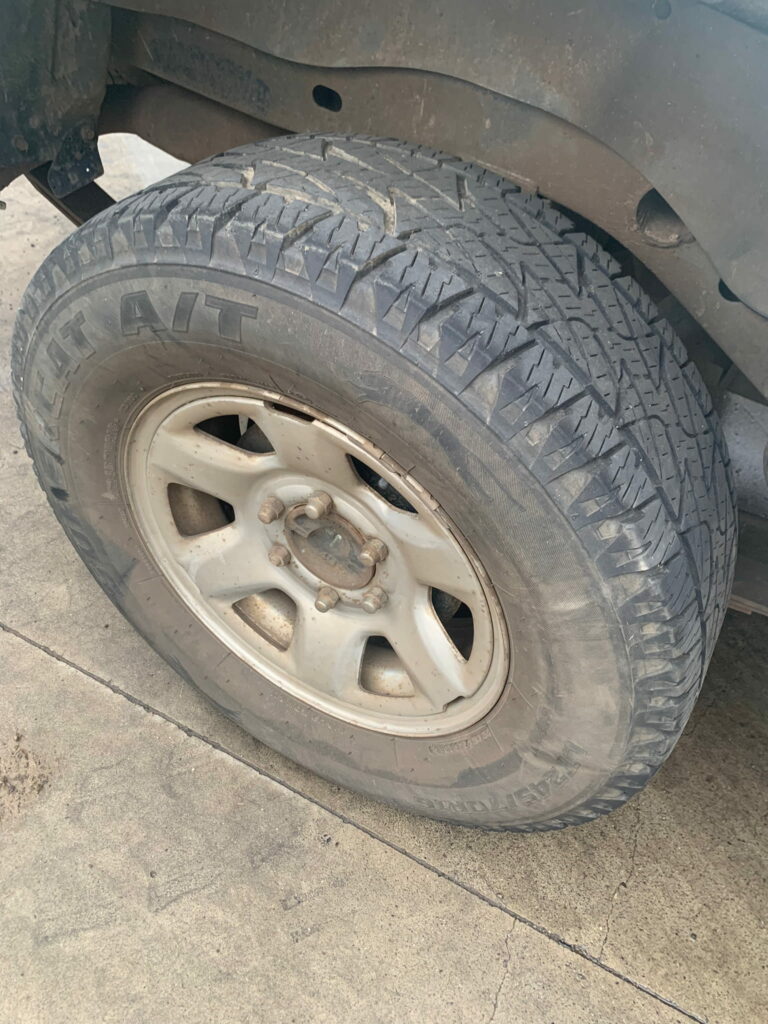 Car Wreckers - Mitsubishi Triton 2002