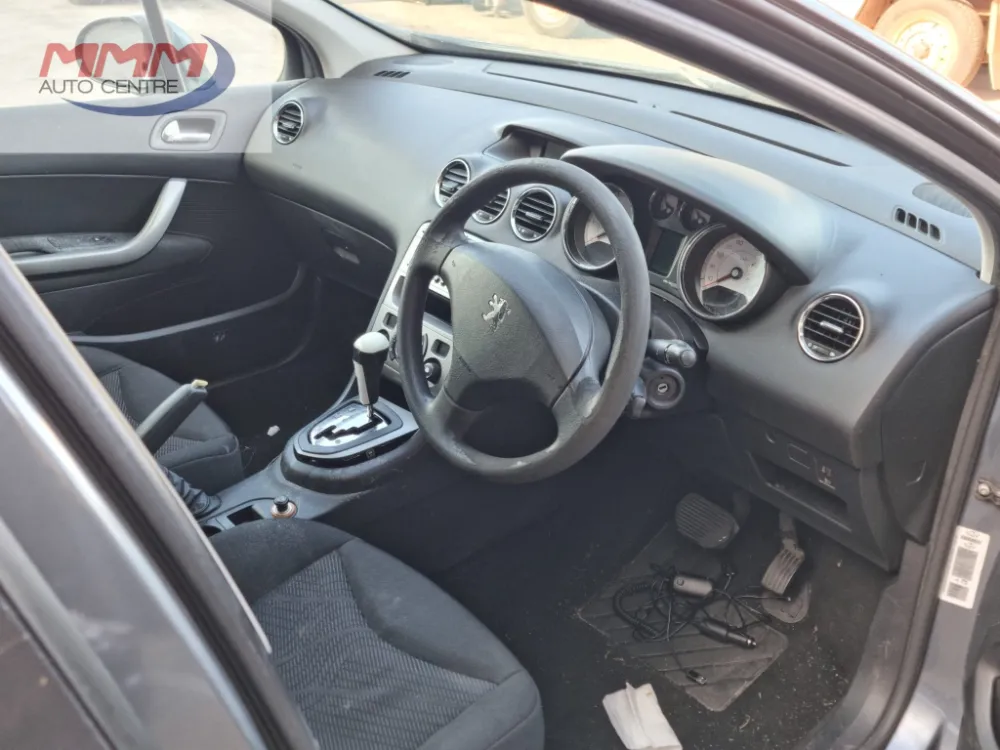 Car Wrecking Peugeot 308 3