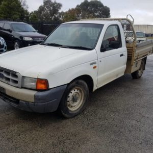 Car Wrecking Ford Courier 2002 9