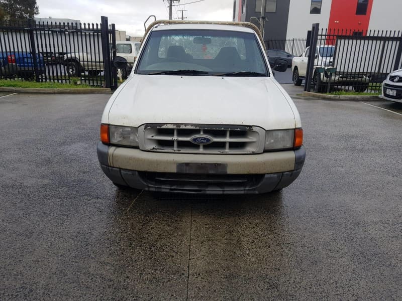 Car Wrecking Ford Courier 2002 6