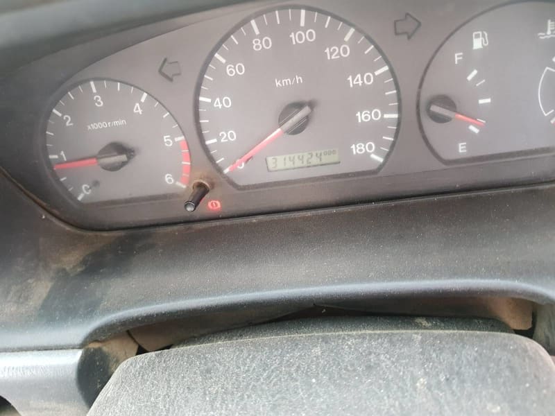 Car Wrecking Ford Courier 2002 4