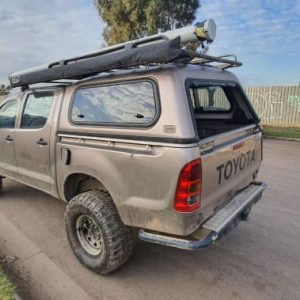 Car Wrecking Toyota Hilux 2005 4