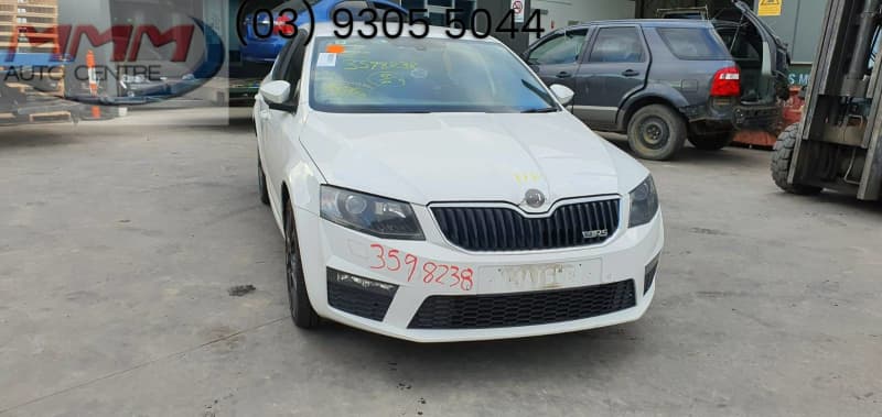 Car Wrecking Skoda Octavia