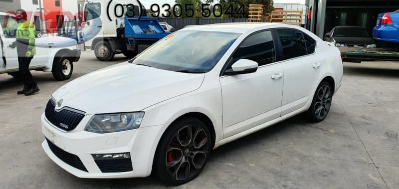 Car Wrecking Skoda Octavia