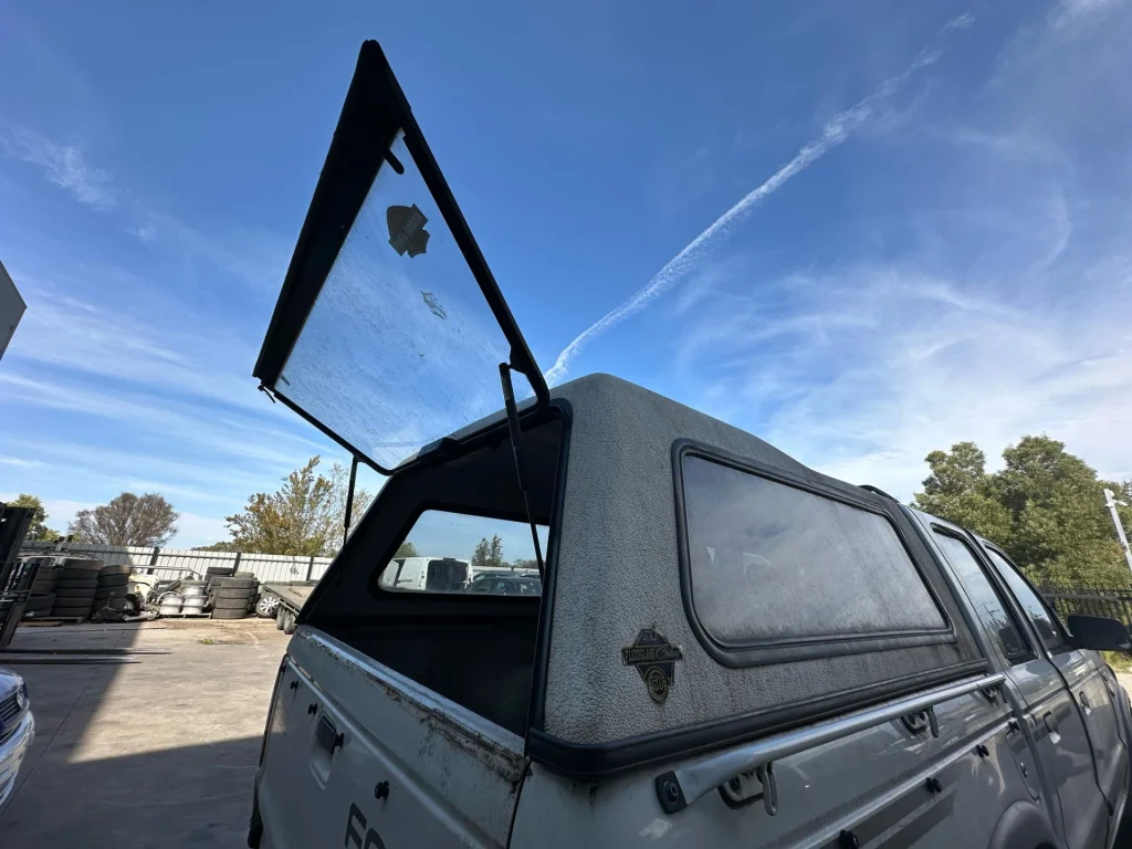 Ford Courier 1999 White Manual Diesel