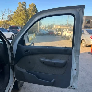 Ford Courier 2004 White Manual Diesel