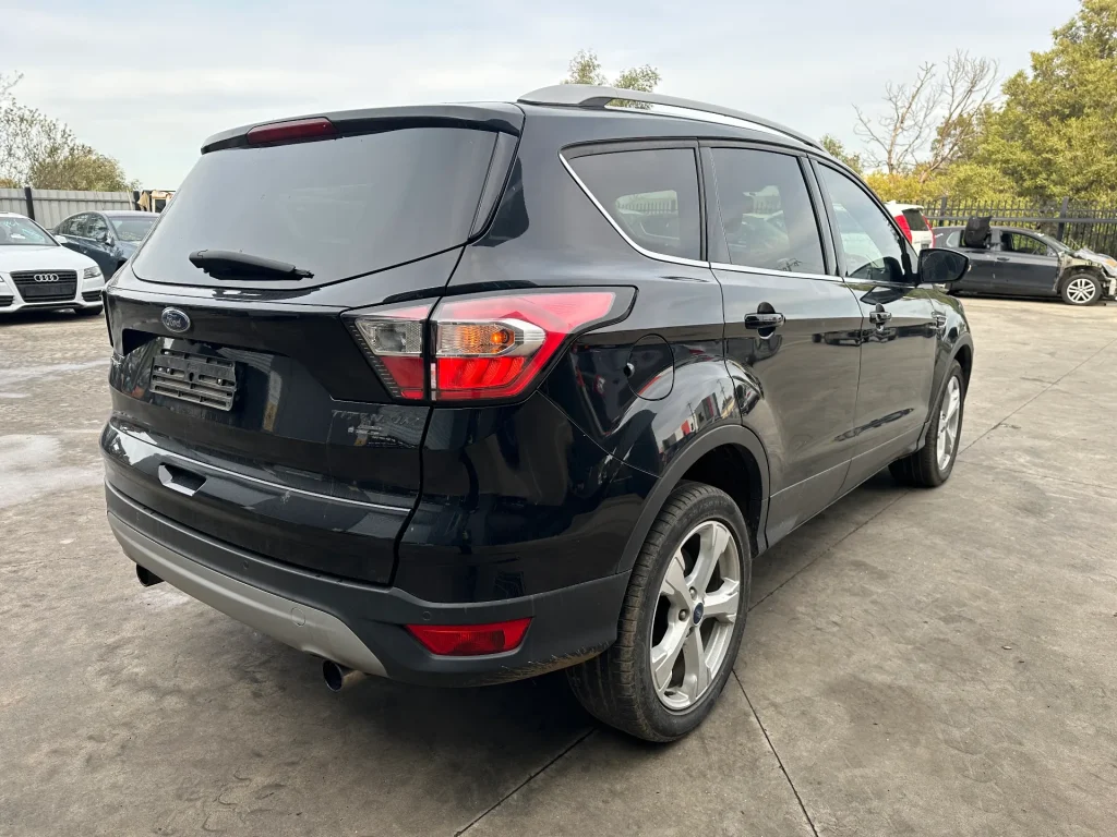 Ford Escape 2017 Black Auto Petrol