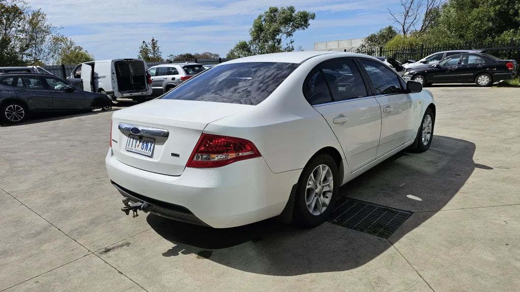 Ford Falcon 2009 White Auto Gas