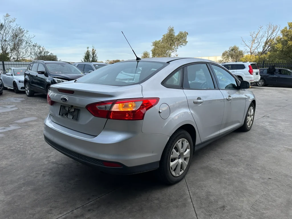 Ford Focus 2013 Silver Auto Petrol
