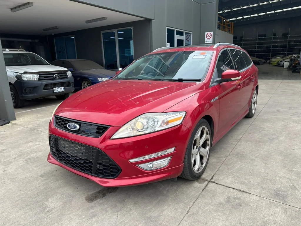 Ford Mondeo 2013 Red Auto Diesel