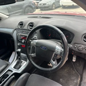 Ford Mondeo 2013 Red Auto Diesel