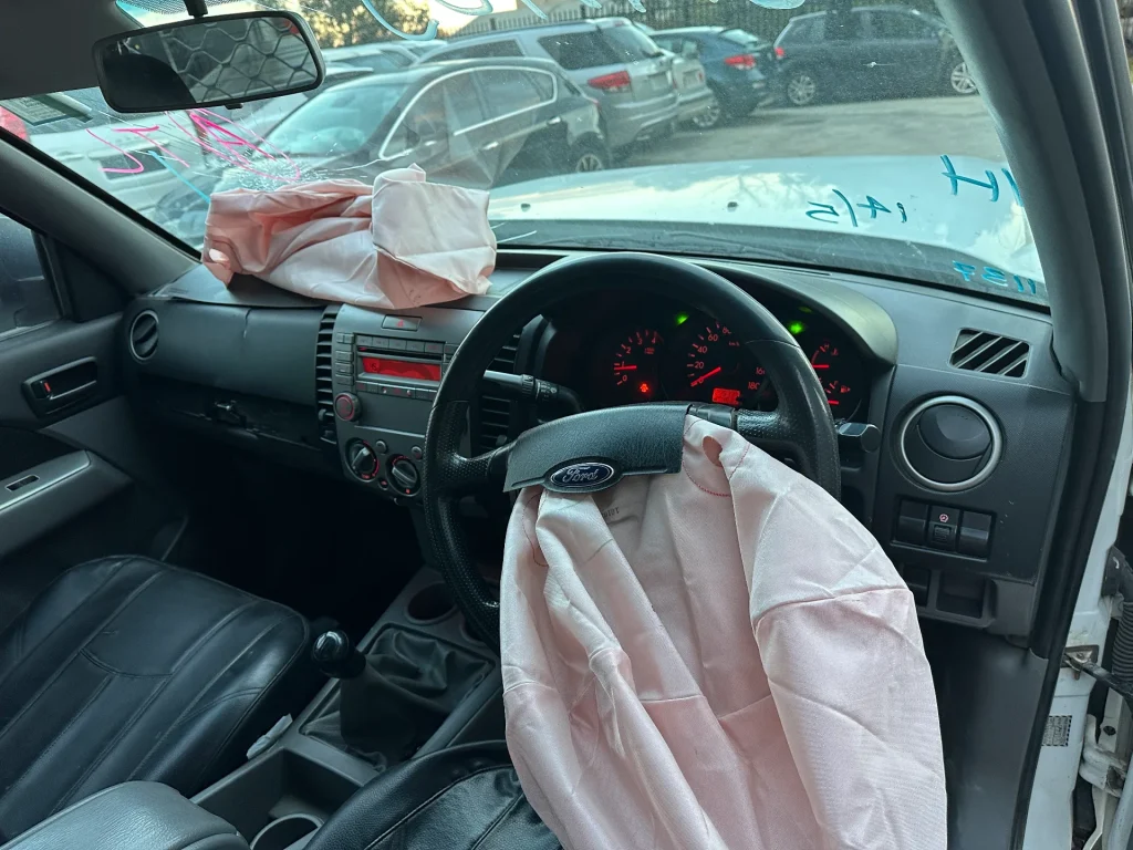 Ford Ranger 2010 White Manual Diesel