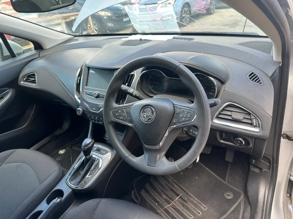 Holden Astra 2017 Silver Auto Petrol