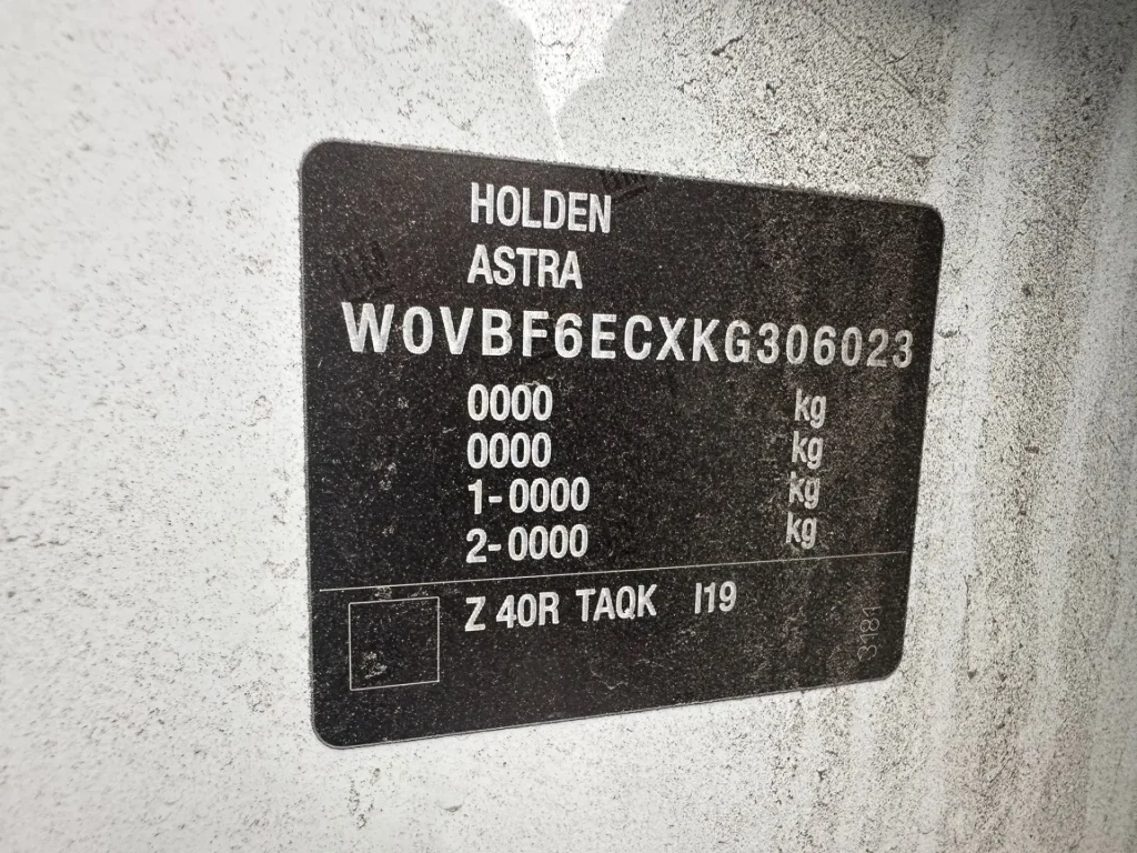 Holden Astra 2018 White Auto Petrol