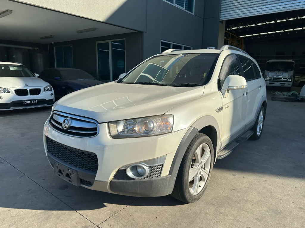 Holden Captiva 2011 White Auto Diesel