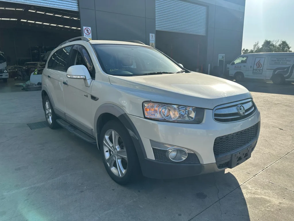 Holden Captiva 2011 White Auto Diesel
