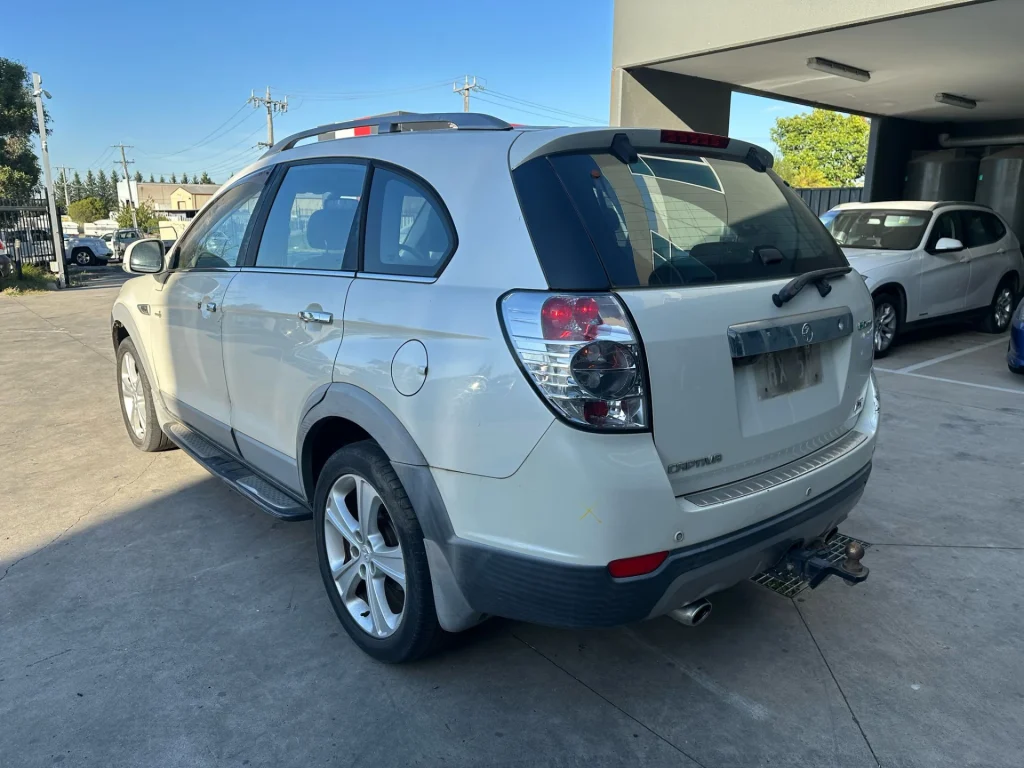 Holden Captiva 2011 White Auto Diesel