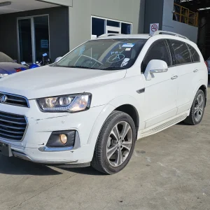 Holden Captiva 2016 White Auto Diesel