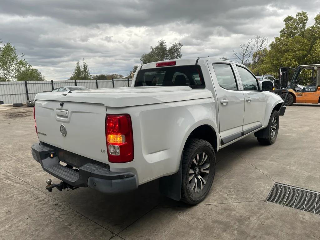 Holden Colorado 2015 White Auto Diesel