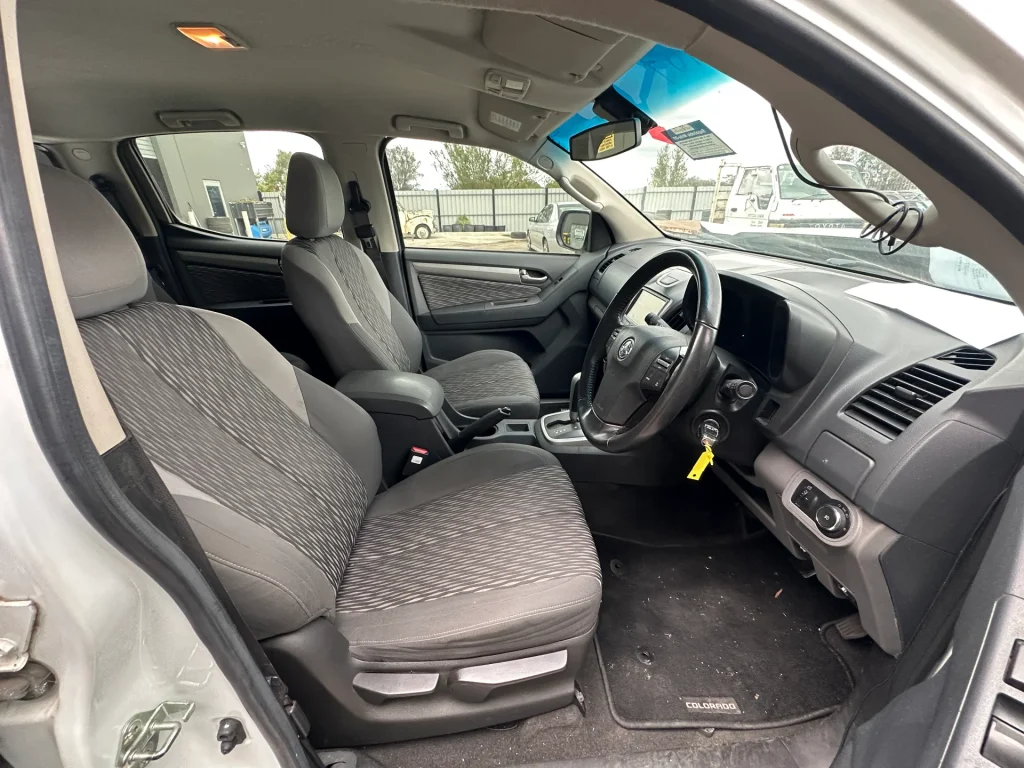 Holden Colorado 2015 White Auto Diesel