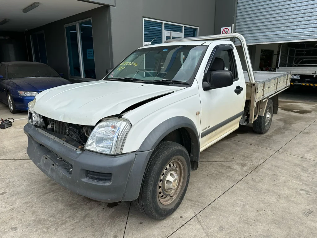 Holden Rodeo 2005 White Manual Petrol