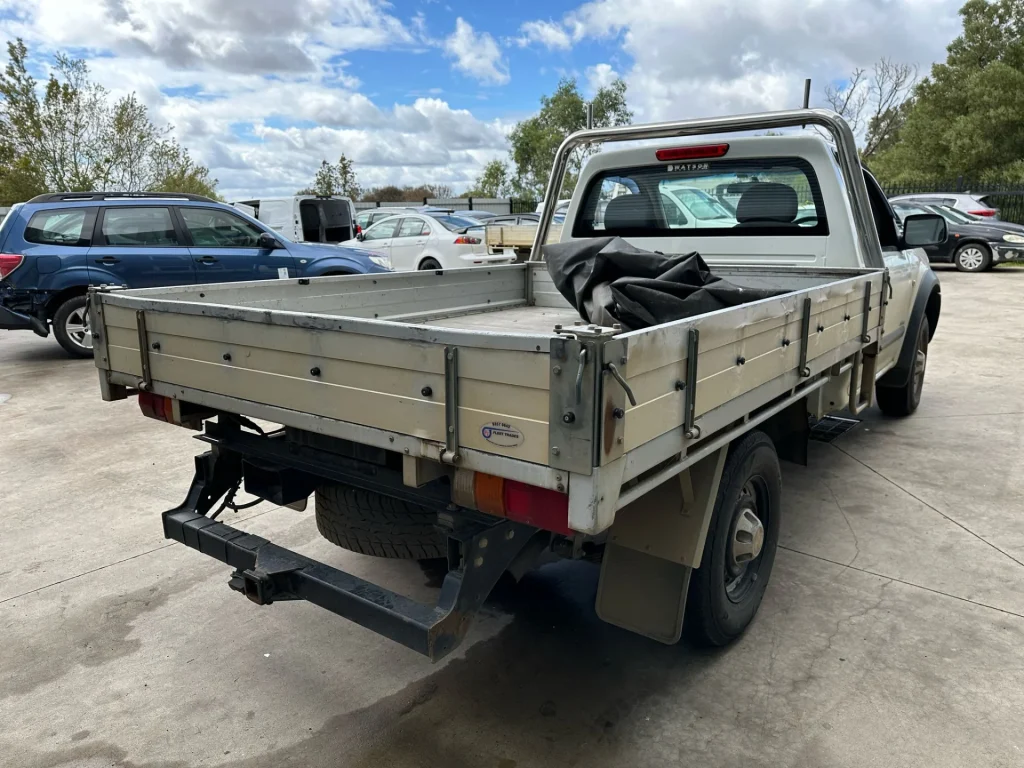 Holden Rodeo 2005 White Manual Petrol