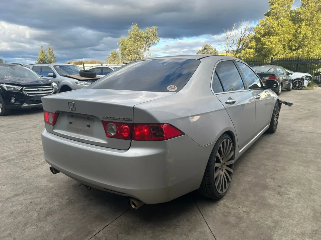 Honda Accord Euro 2004 Silver Auto Petrol