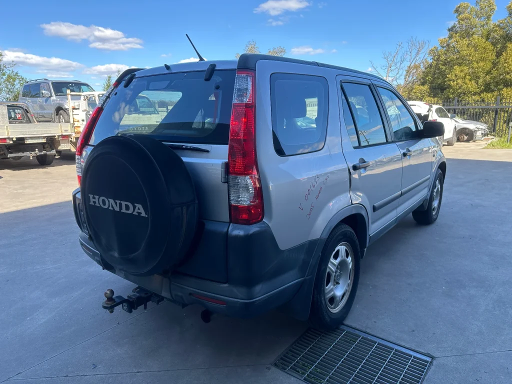 Honda CR-V 2005 Platinum Silver Auto Petrol