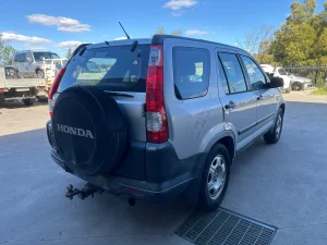 Honda CR-V 2005 Platinum Silver Auto Petrol