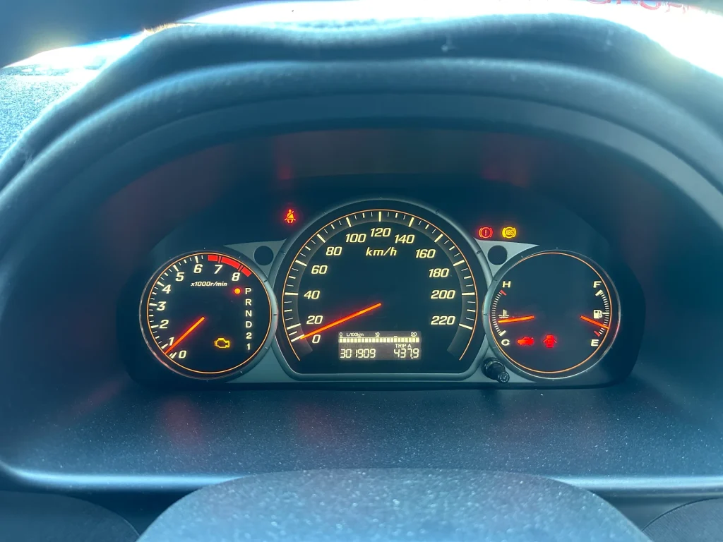 Honda CR-V 2005 Platinum Silver Auto Petrol