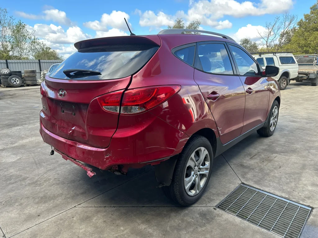 Hyundai ix35 2015 Red Auto Petrol