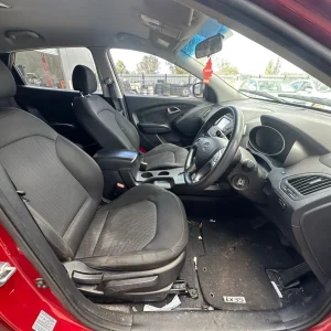 Hyundai ix35 2015 Red Auto Petrol