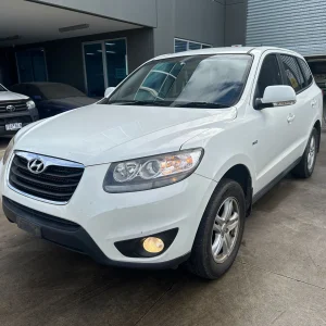 Hyundai Santa Fe 2011 White Auto Diesel