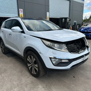Kia Sportage 2013 White Auto Diesel
