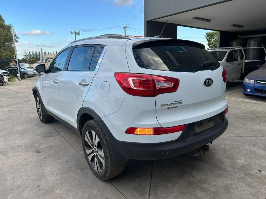 Kia Sportage 2013 White Auto Diesel