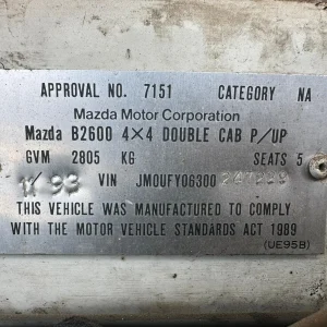 Mazda B2600 1993 White Manual Petrol