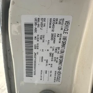 Mazda B2600 1993 White Manual Petrol