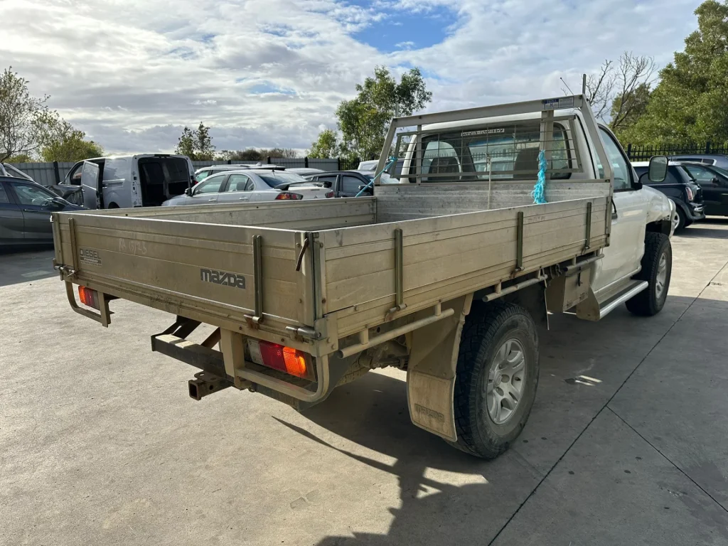 Mazda B2500 2005 White Manual Diesel